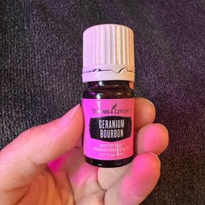 NEW Young Living Geranium Bourbon Oil